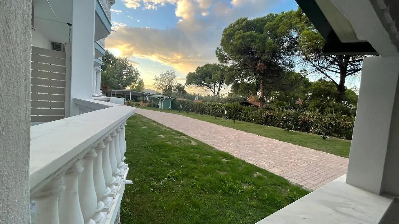 Diaporos Hotel Vourvourou