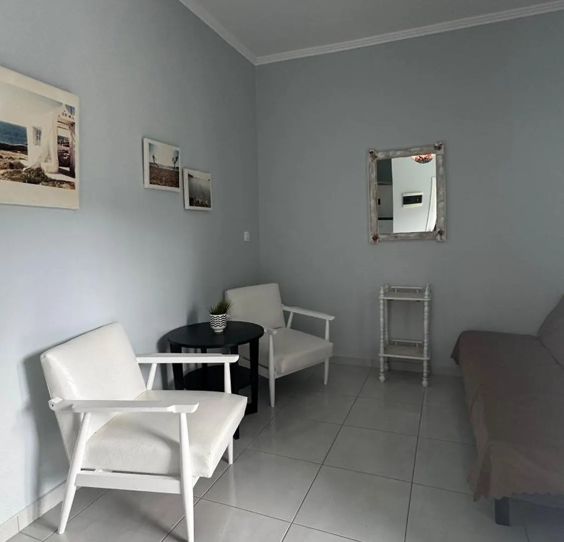 Diaporos Hotel Βουρβουρού 3*,